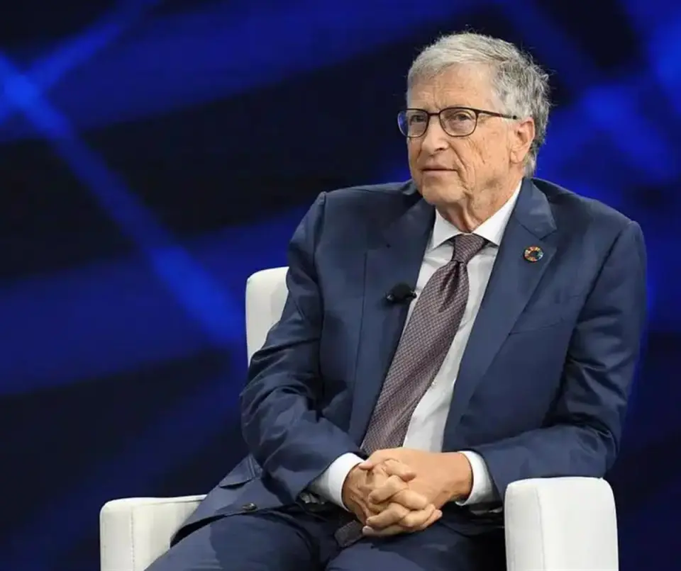 比尔·盖茨如何与他的富豪朋友谈论金钱？...