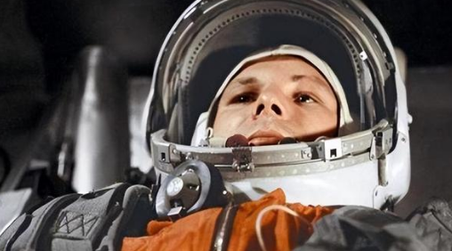 苏联最惨宇航员在太空飘了311天，回来后发生了什么？