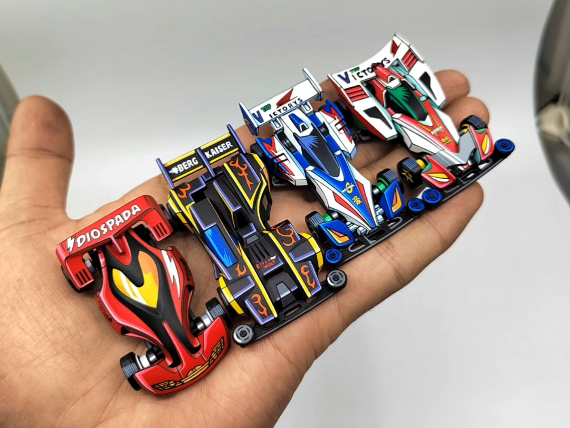 飞机是如何在航母上起飞的？...