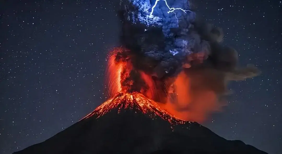 富士山喷火口数量激增，富士山到底会不会爆发？