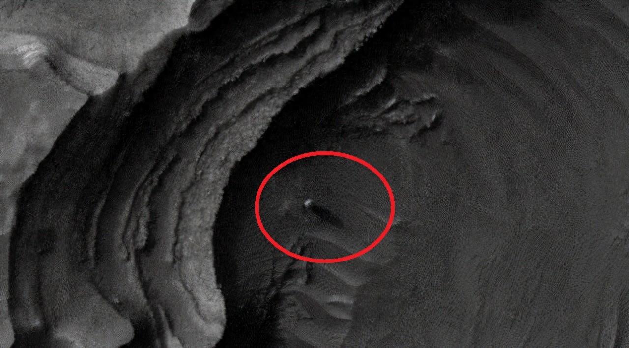 玉兔二号发现“神秘小屋”，它到底藏着什么秘密？