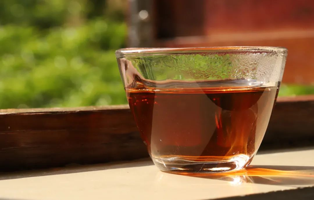 普洱茶含咖啡因吗 喝茶和咖啡哪个更健康