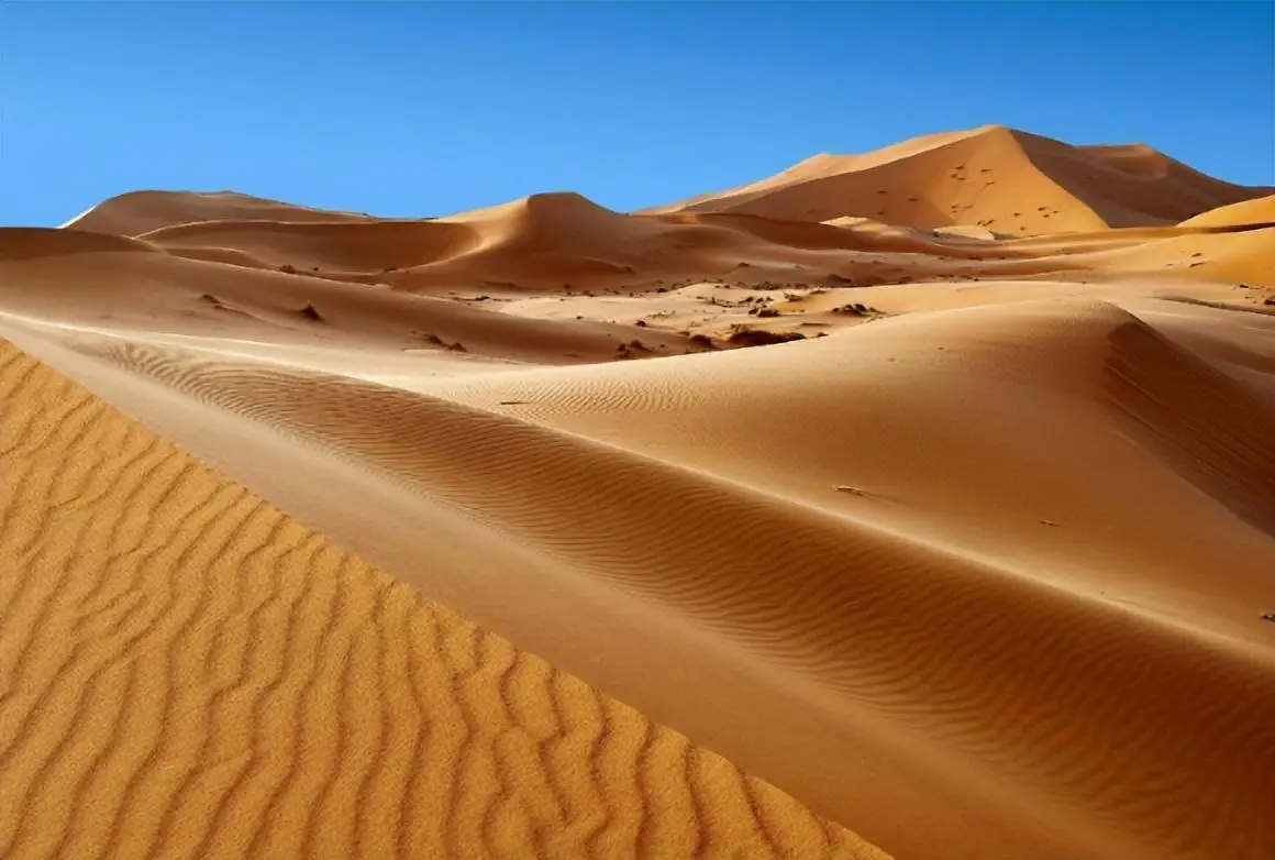 撒哈拉沙漠究竟有多深？挖光沙子底下到底是什么？