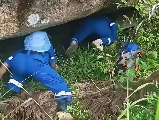 土葬之后肉体变成白骨，需要多久的时间？...