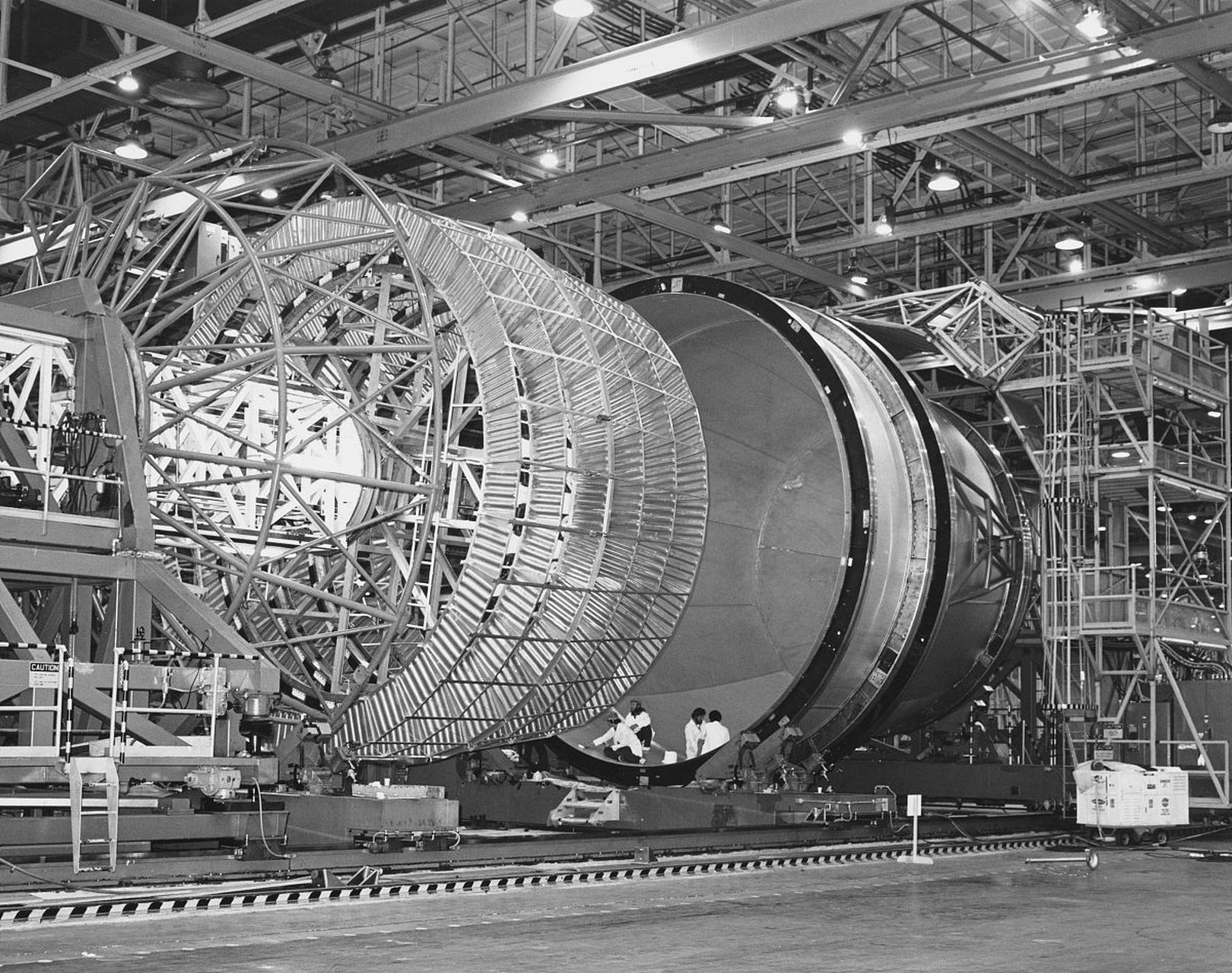 大型强子对撞机如何撞出“大爆炸”？这是一份使用手册...