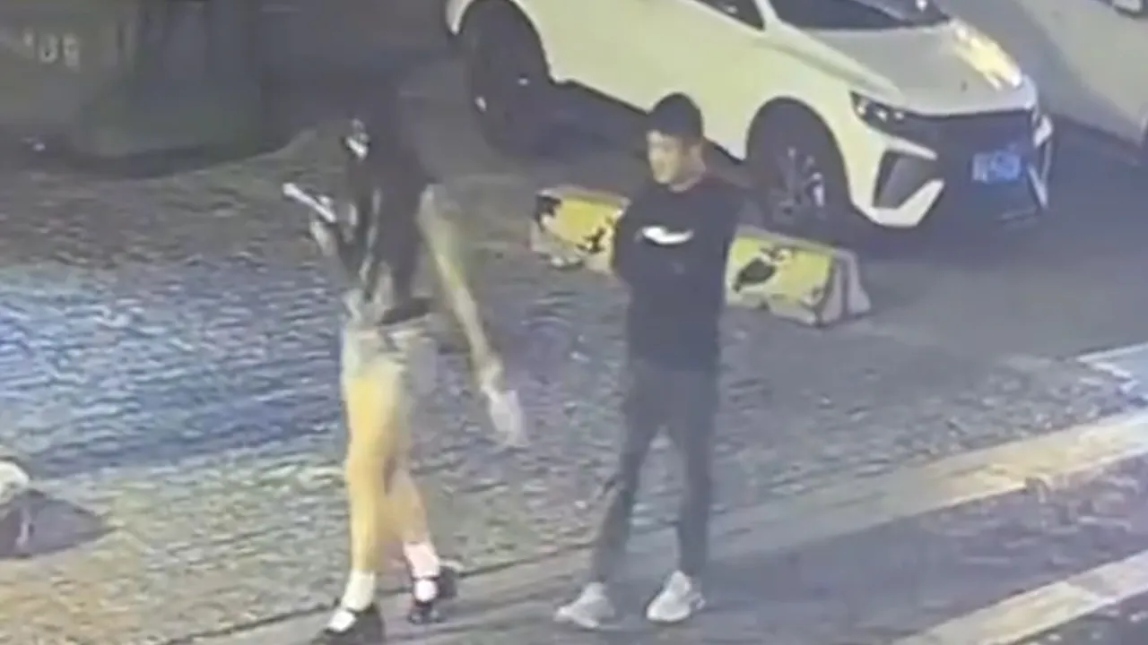 穿女装被尾经历 男人最尴尬的事情