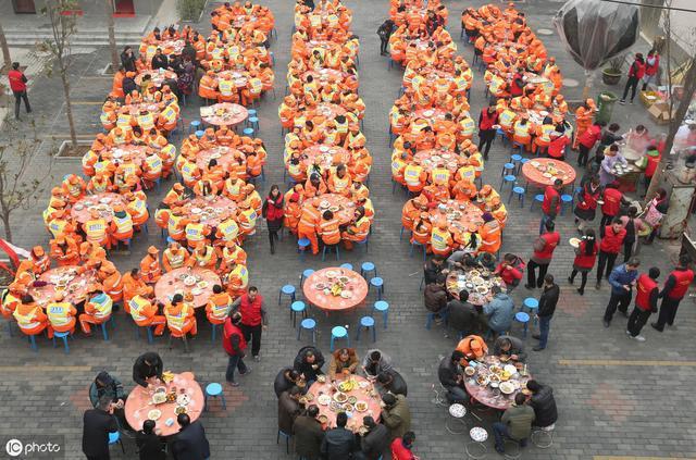 英国电影，没有食材发挥的想象力终将涌向何处？...