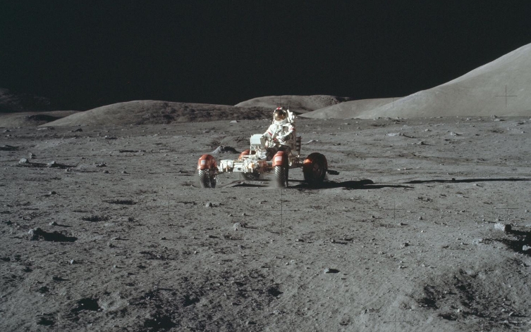 中国想要载人登月，现在还缺少什么？...