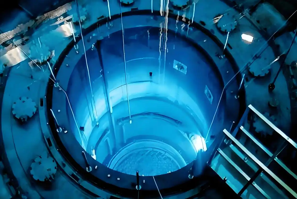 非洲加蓬的奥克洛核反应堆到底是怎么回事？真的是20亿年前自然形成的吗？